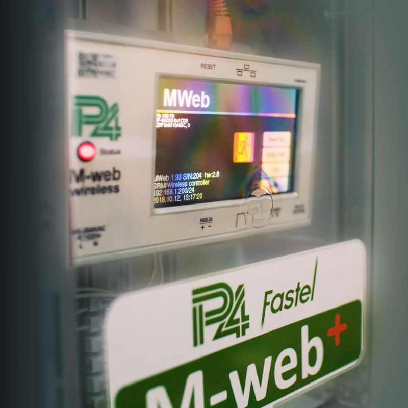 P4 M-Web